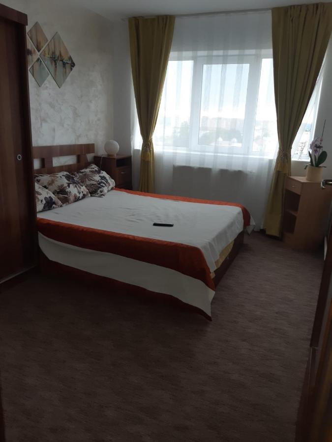 Hellen Apartament 特尔戈维什泰 外观 照片